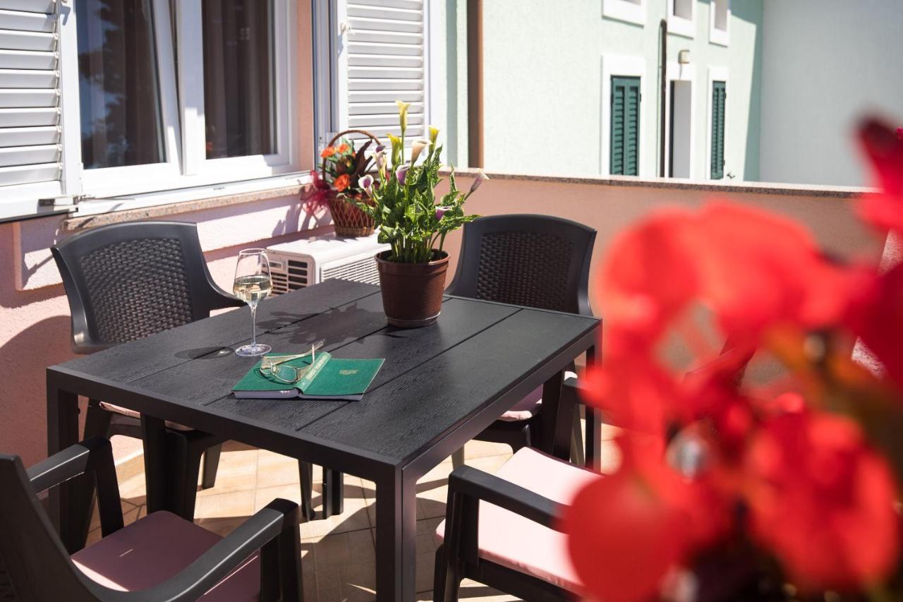 Apartment Oleander Пунат Екстер'єр фото