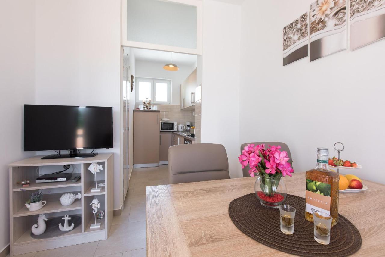 Apartment Oleander Пунат Екстер'єр фото