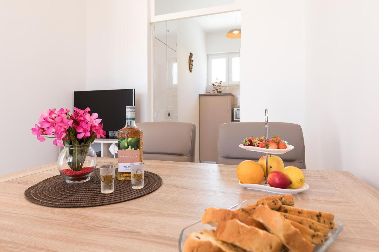 Apartment Oleander Пунат Екстер'єр фото